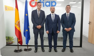 Муртезани во Мадрид се сретна со генералниот секретар на Меѓународна фондација за јавна администрација