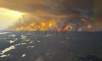 Уште една канадска провинција прогласи вонредна состојба поради шумски пожари