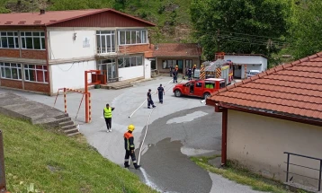 Во Македонска Каменица заврши показната вежба за институционален одговор при поплави и тестот за тревожење