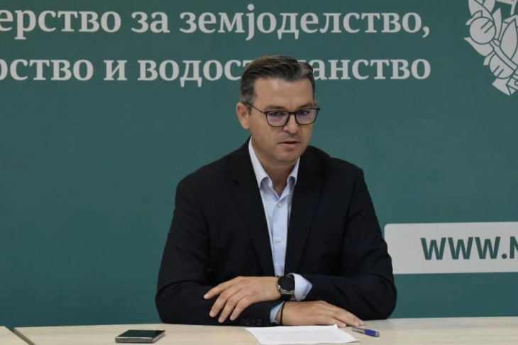 Трипуновски: Целта е да се набави домашна храна во стоковни резерви за потребите на државата