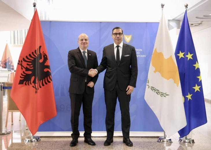 Зајакнување на билатералните односи во фокусот на средбата на министрите за надворешни работи на Кипар и на Албанија