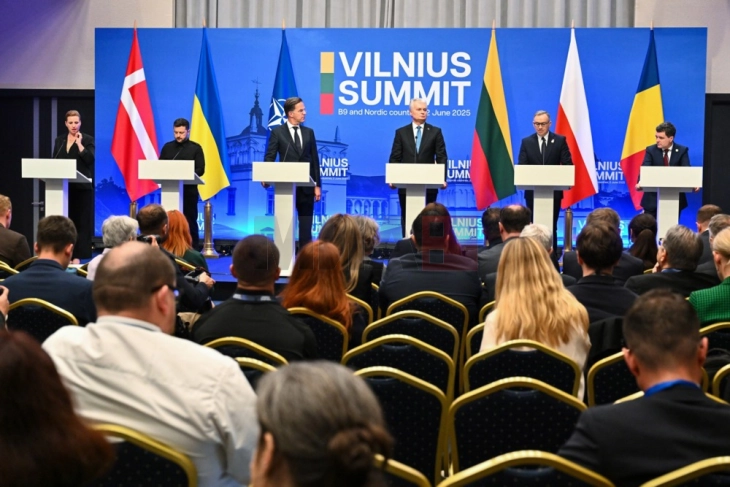 Зеленски се сретна со Дуда