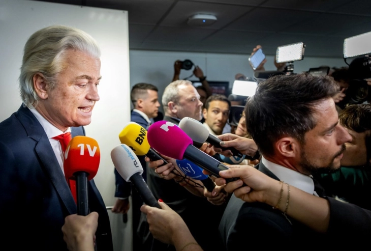 Calls for new elections after Dutch far-right party exits government