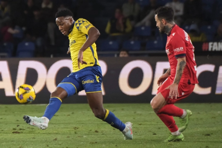 Esugo përforcimi i radhës i Çellsit