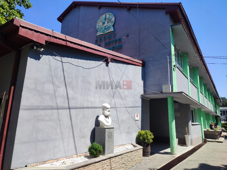 Првпат се воведува наставен профил за медицинска сестра во Тиквешијата, има интерес за школување во Кавадарци