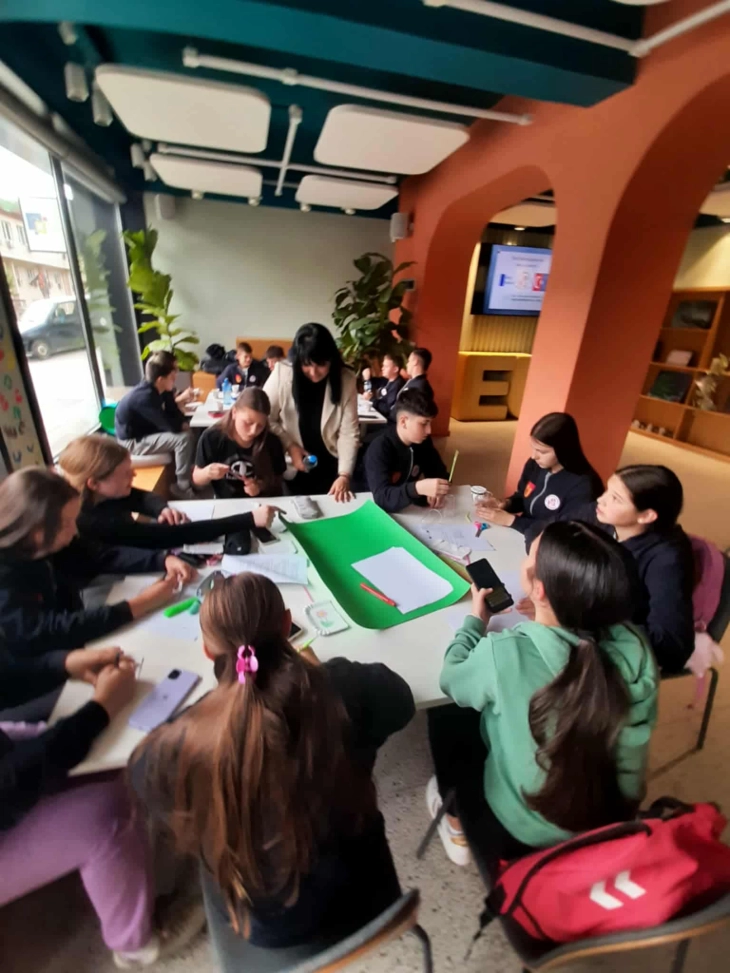 Основците од „Св.Јоаким Крчовски“ учествуваа на „Идеатон“ за одржливо земјоделство