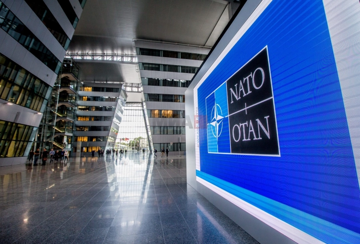 NATO: Vendosen në gjendje gatishmërie luftarake 300.000 ushtarë për 