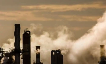 Кинески и американски технолошки гиганти предводат во емисиите на стакленички гасови