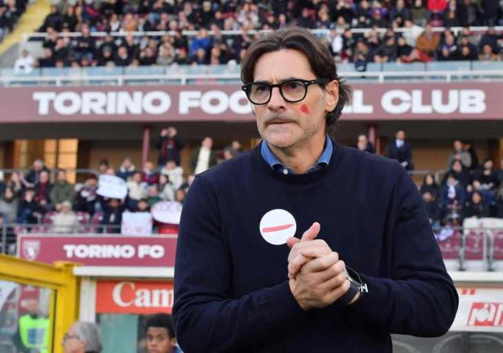 Ваноли го напушти тренерското место на Торино