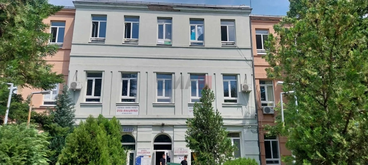 Нова фасада за кумановското училиште „Браќа Миладиновци“ во рамки на проектот „Справување со загадување на воздухот“