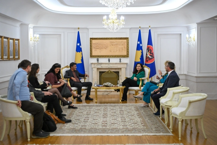 Presidentja Osmani takoi përfaqësues të organizatave joqeveritare