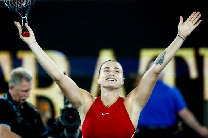 Sabalenka kualifikohet në finalen e Roland Garosit