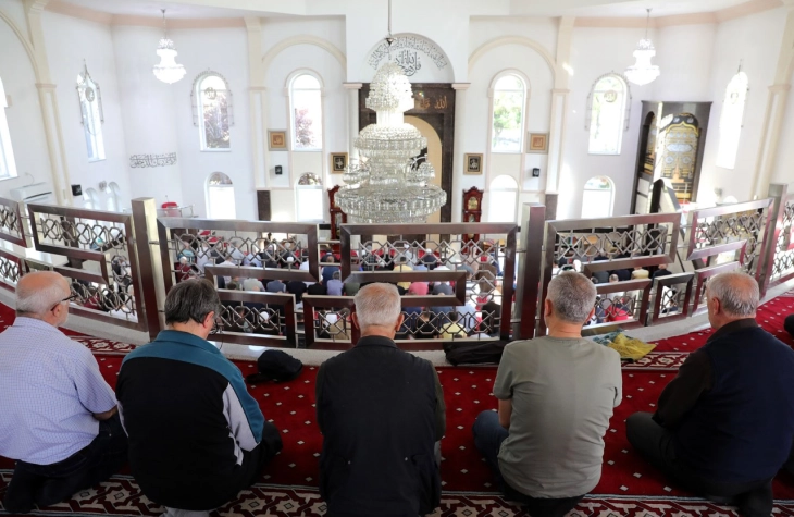 Курбан Бајрам, празник на солидарноста, благосостојбата и помирувањето