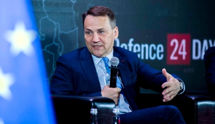 Полскиот министер за надворешни работи се пошегува на сметка на Маск по кавгата со Трамп