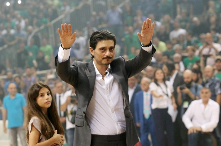 Остра казна за сопственикот на Панатинаикос: Јанакопулос доби 10 месеци суспензија