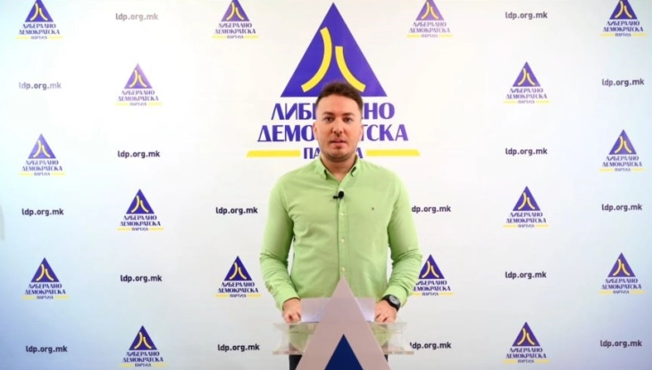 Аврамовски: Општините да инвестираат во повеќе јавни паркинзи, зеленило и подобри услови во градинките и училиштата