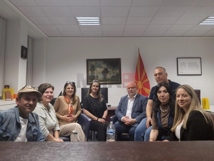 Делегација на Агенцијата за иселеништво на средба со претставници на здружението „Македониум“ во Брисел 