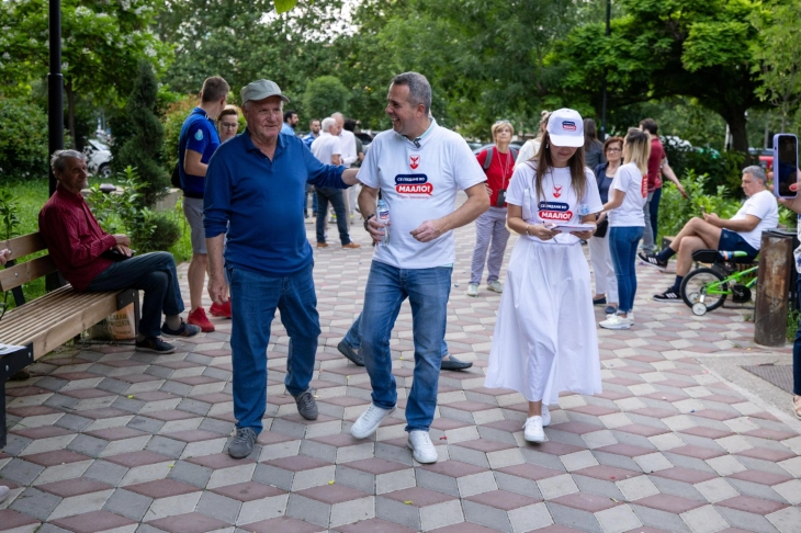 Општина Центар го почна караванот „Се гледаме во маало со Горан Герасимовски“ во населбата Капиштец