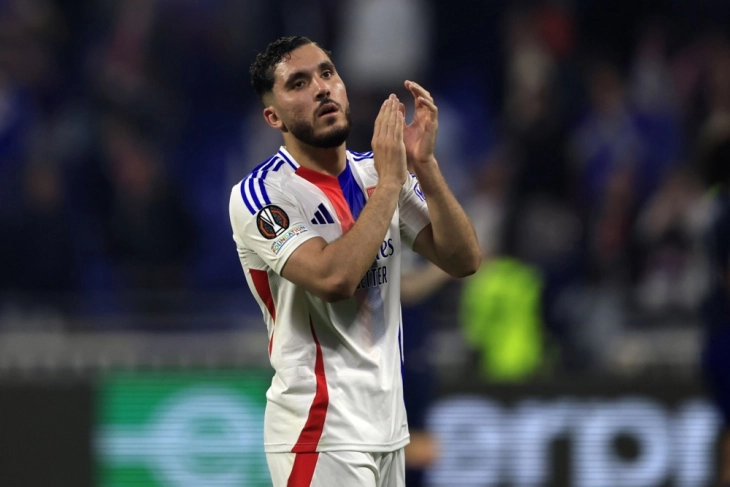 Черки им се обраќа на навивачите на Лион по доаѓањето во Манчестер сити