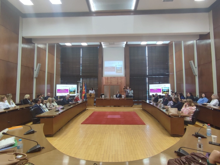 Промовирана монографијата „Македонска поетика и стилистика“