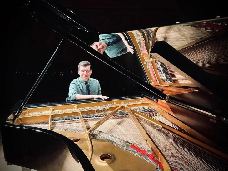 „Голдберг варијациите“ на Бах во изведба на Дино Имери денеска во Виена