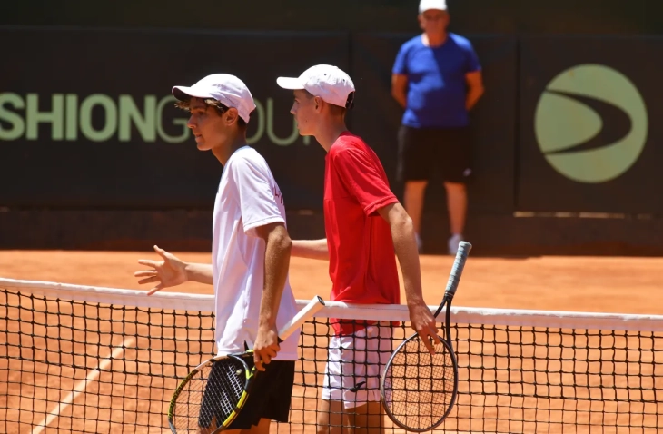 Дејвис Куп: Летонија поведе против Македонија