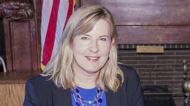 Убиена поранешна претседателка на Претставничкиот дом на Минесота, можен политички мотив