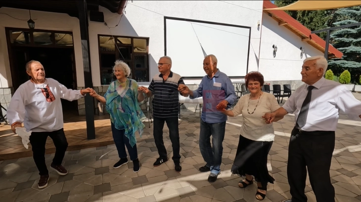 Генерациска средба на првата генерација матуранти во гимназијата Ацо Русковски - Берово