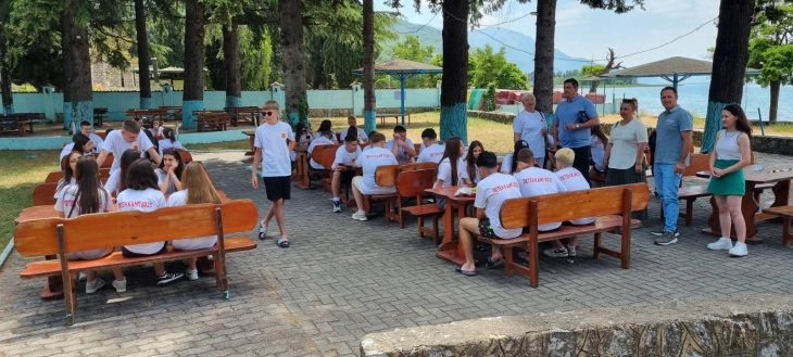 Најуспешните ученици од општина Илинден на летен камп во Охрид