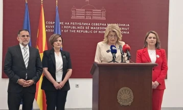 Европски фронт бара санкции за негирањето на геноцидот во Сребреница