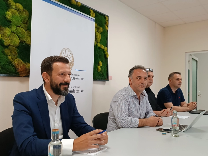 Aliu: Po përshtatet hapësirë në spitalin e Koçanit, do të ketë punësime aty dhe në vende të tjera