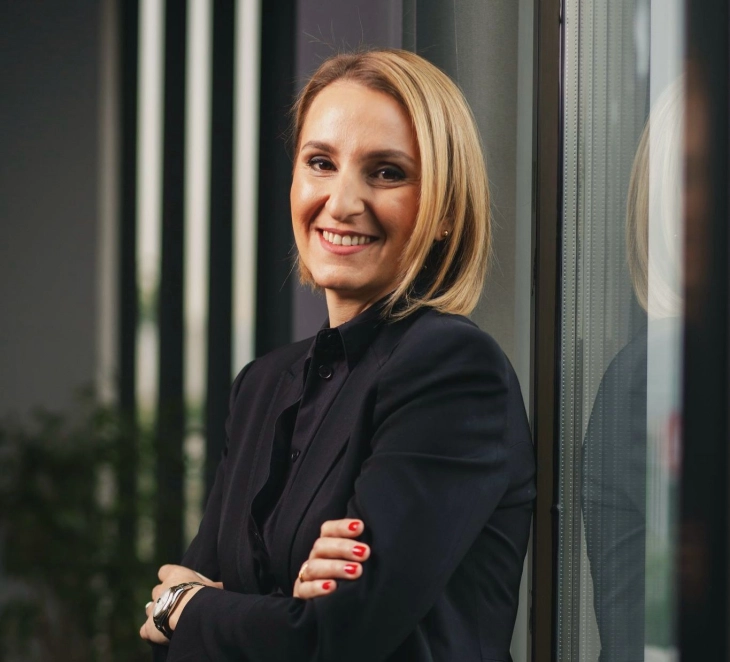 Prof.dr. Venera Kërliu është zgjedhur rektore e re e Kolexhit amerikan në Shkup