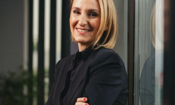 Prof.dr. Venera Kërliu është zgjedhur rektore e re e Kolexhit amerikan në Shkup