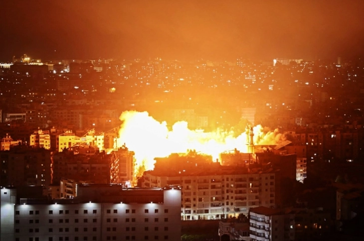 Hezbollahu paralajmëroi mbështetje për Iranin