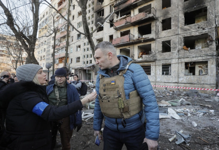 Të paktën gjashtë viktima në sulmin e ri rus në Kiev