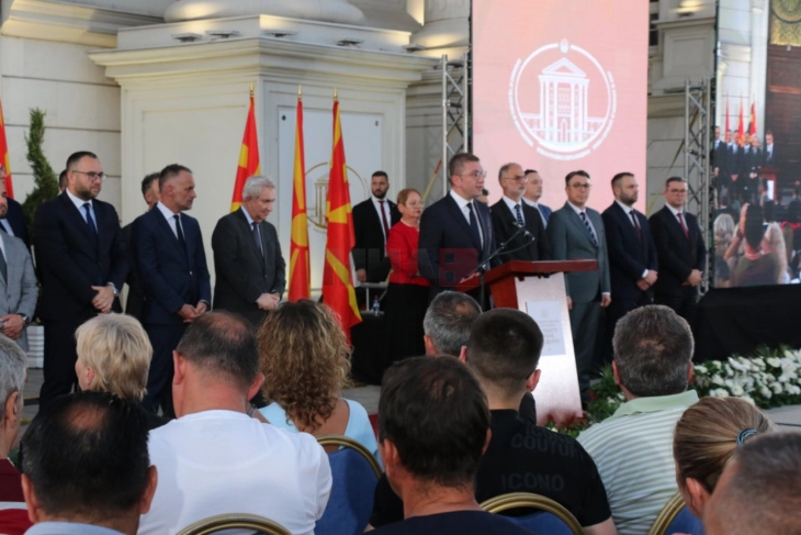 Një person i vetëm mund të bëjë ndryshim, por ne të gjithë mund të bëjmë histori, tha kryeministri Mickoski