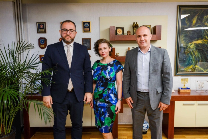 Средба на министерот Тошковски со раководството на Факултетот за безбедност - Скопје