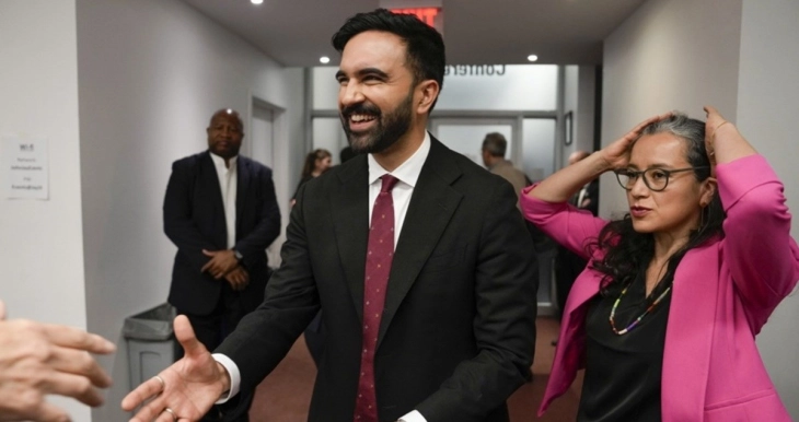 Зохран Мамдани води на прелиминарните избори кај демократите за градоначалник на Њујорк