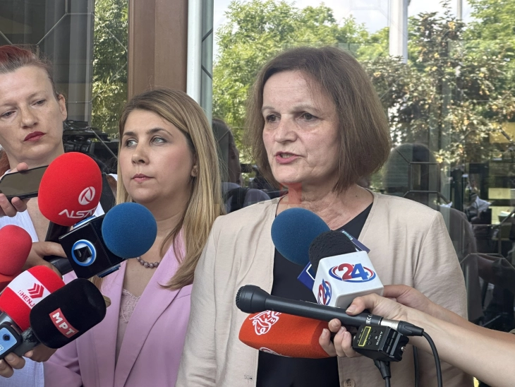 Обвинителството ќе ја обжали ослободителната пресуда за таткото на Вања, одбраната најави жалби за доживотните казни