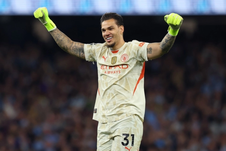 Едерсон демантира заминување од Сити