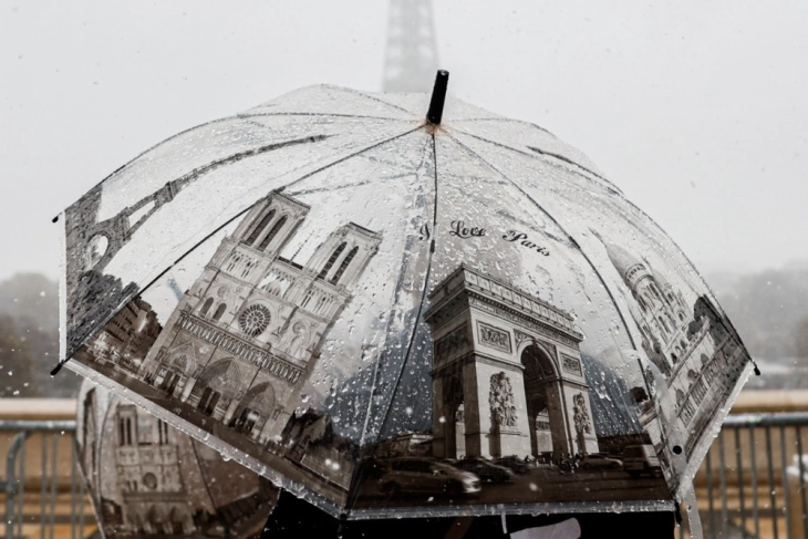 Të paktën dy të vdekur nga moti i lig në Francë