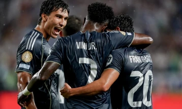 Vinicius powers Real Madrid through to Club World Cup knockout stages