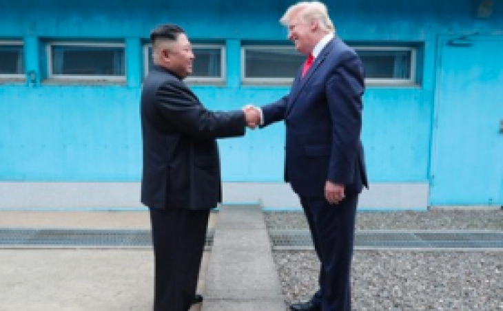 Трамп: Ќе го решам конфликтот со Северна Кореја