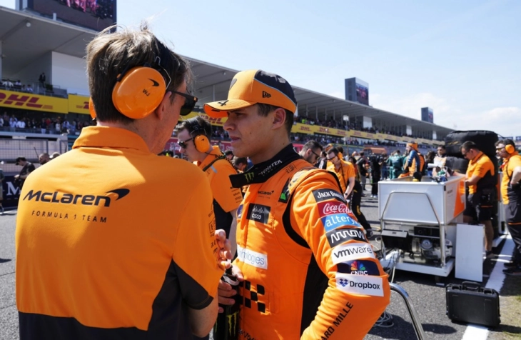 Norris leads McLaren one-two in second practice for Austrian GP