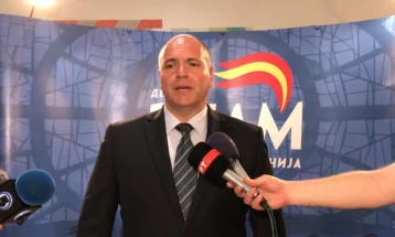 Dimitrievski: Nuk do të pranojmë kurrë ndryshim të Kushtetutës nëse nuk bëhet dallim i qartë në lidhje me gjuhën maqedonase