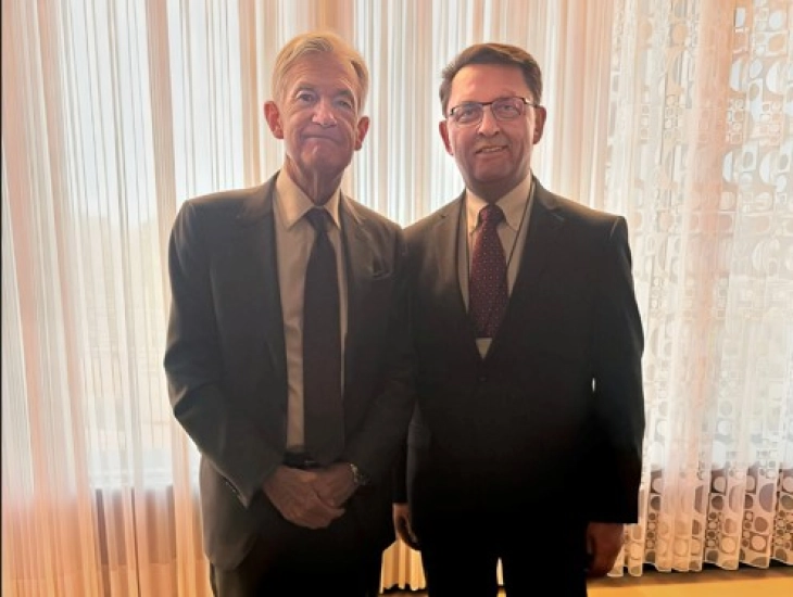 Takim i guvernatorit Sllaveski me kreun e Rezervave federale të SHBA-së, Xherom Pauell