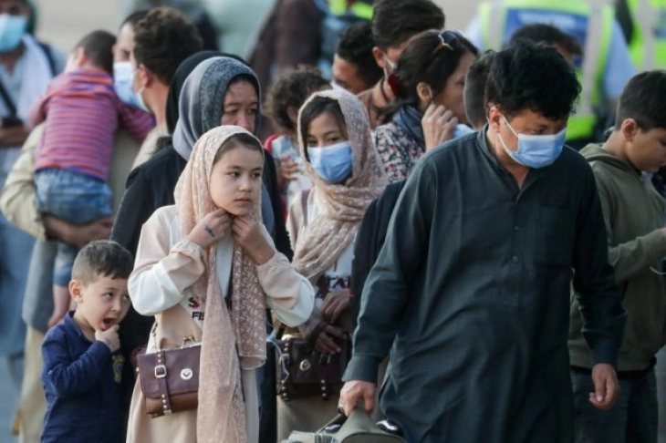 Иранските власти спроведуваат масовна репатријација на илегални бегалци