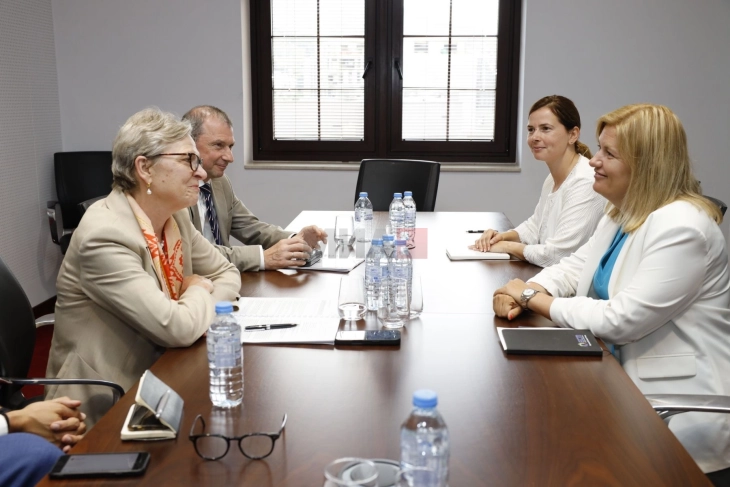 Takim Bozhinovska-Ru për projektet energjetike vijuese dhe potenciale me BERZH-in