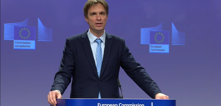 Керсмакер: Во Севиља Фон дер Лајен имаше само неформален спонтан разговор со Вучиќ 