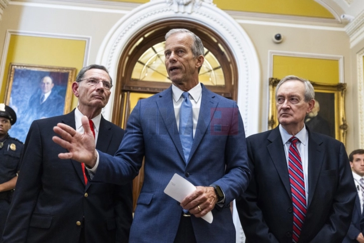 Сенатот го изгласа буџетскиот „мегазакон“ на Трамп, со одлучувачки глас на потпретседателот Џеј Ди Ванс